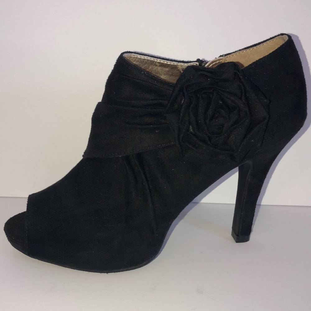 NOT FOR SALE.  Black Bootie with Flower Accent